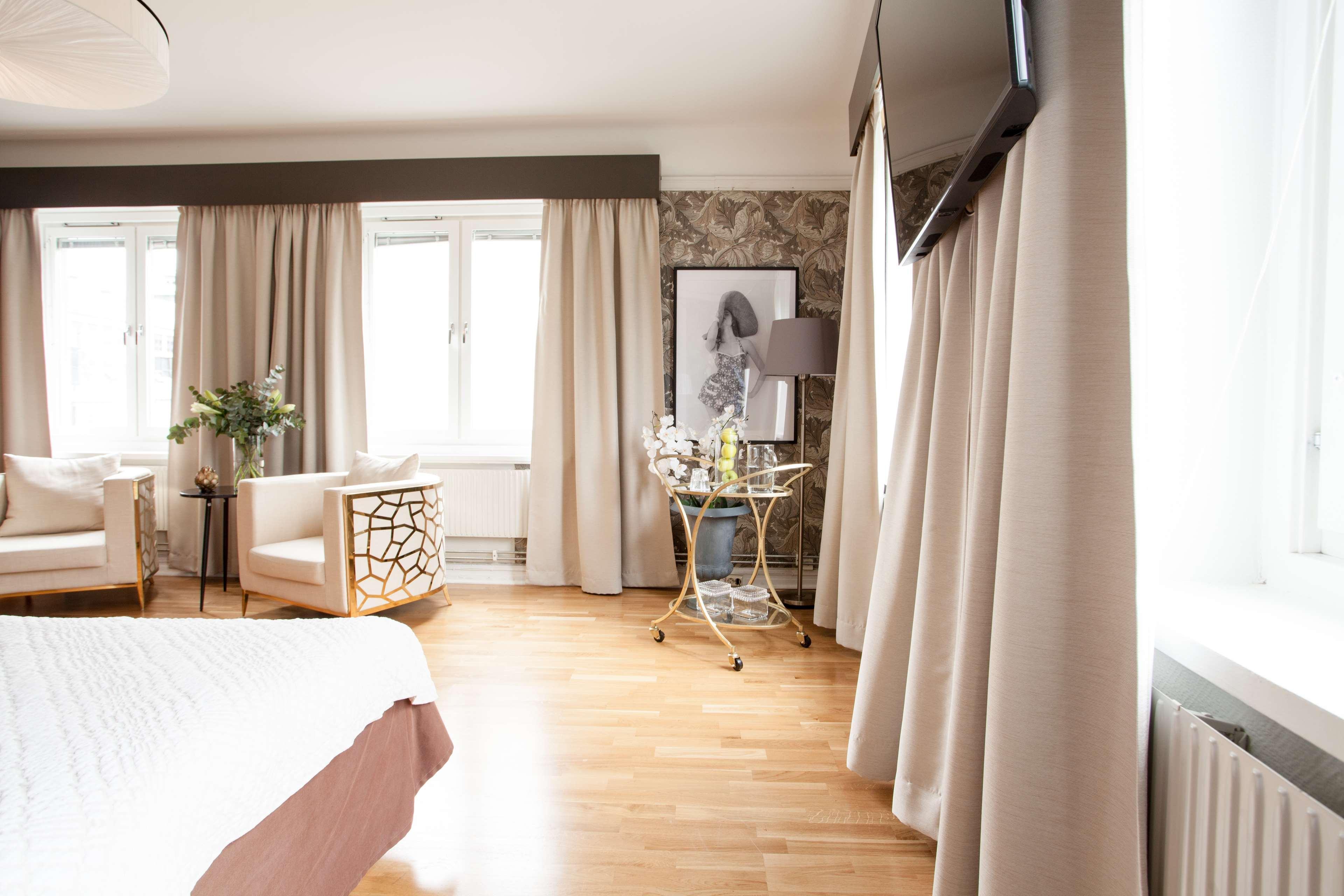Best Western The Inn & Suites Pacific Grove Bagian luar foto